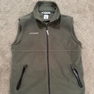 Green Youth XL (18/20) Columbia vest